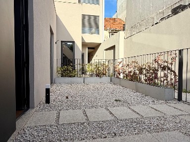 Duplex à venda na Avenida Dom Afonso Henriques