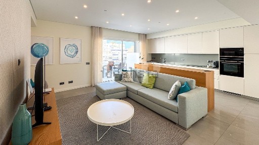 Arrendamento de apartamento T2 na Praia de Quarteira