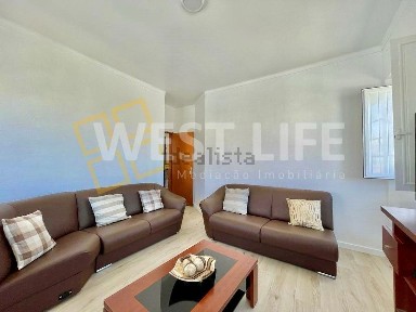 Arrendamento de apartamento T3 no Centro da Vila