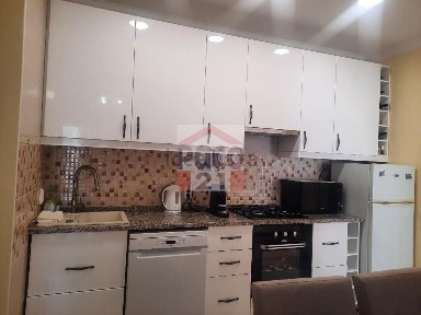 Arrendamento de apartamento T1 em Nova Oeiras - Quinta das Palmeiras