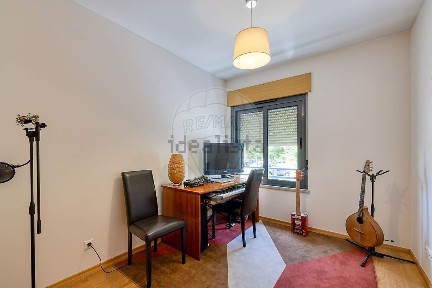 Arrendamento de apartamento T3 na Avenida João Paulo II