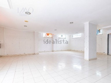 Arrendamento de espaço comercial na Praceta Dona Filipa de Vilhena