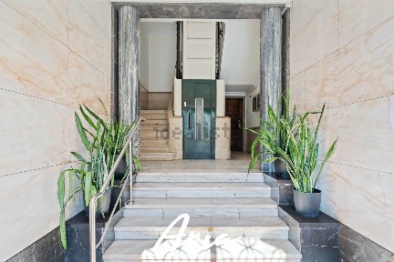 Arrendamento de apartamento T5 na Alameda Dom Afonso Henriques