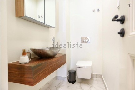 Arrendamento de apartamento T2 na Rua dos Fanqueiros