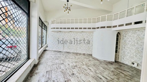 Arrendamento de espaço comercial na Rua Pinto Barreiro n.40