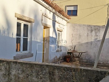 Moradia independente à venda na Rua São Vicente