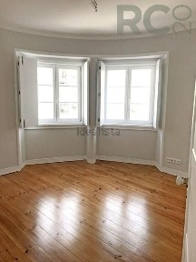 Arrendamento de apartamento T3 em Torres Vedras e Matacães