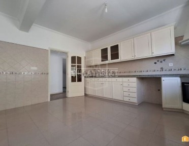 Casa ou moradia à venda na Arcena - À-dos-Melros
