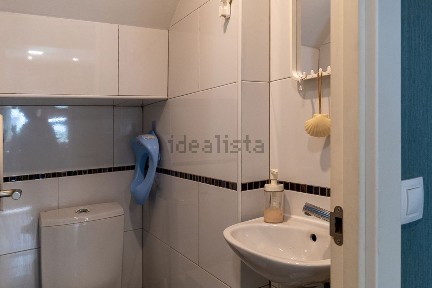 Moradia geminada à venda na Rua Chesmas