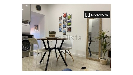 Arrendamento de apartamento T1 na Travessa Santo António à Graça