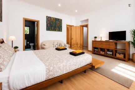 Arrendamento de apartamento T3 na Rua dos Anjos