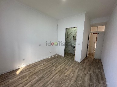 Casa ou moradia à venda em Salvador e Santa Maria da Feira