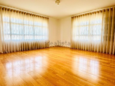 Arrendamento de apartamento T1 na Rua de Campolide