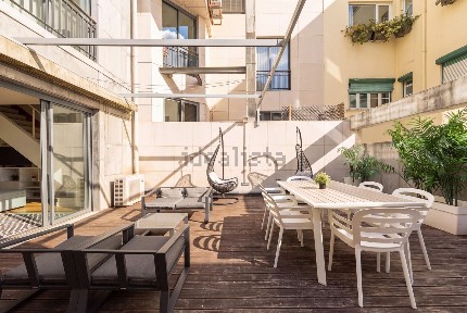 Arrendamento de apartamento T2 na Avenida Engenheiro Duarte Pacheco, 5