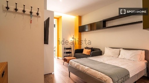 Arrendamento de apartamento T1 na Rua Doutor Álvaro de Castro