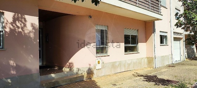 Apartamento T1 à venda na Rua Doutor Carlos Melo Freitas