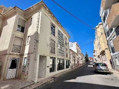 Apartamento T1 à venda na Rua Guerra Junqueiro