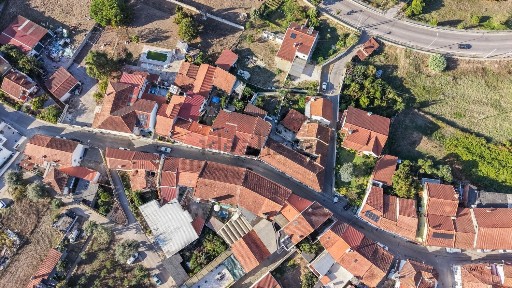 Moradia em banda à venda em Eiras e São Paulo de Frades