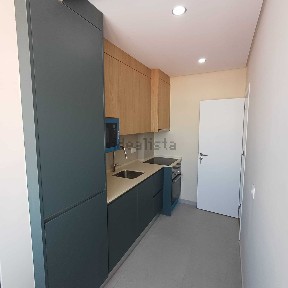 Apartamento T3 à venda na Rua Bastos Nunes, 46
