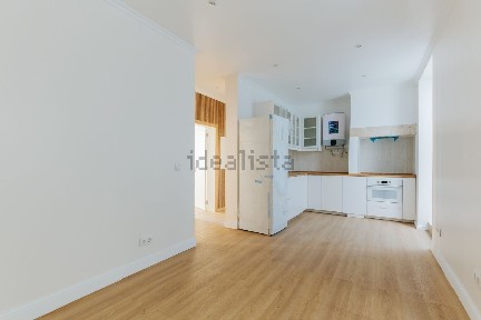 Apartamento T2 à venda na Rua Feliciano de Sousa, 106