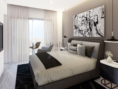 Apartamento T2 à venda na Rua Doutor Francisco Sá Carneiro