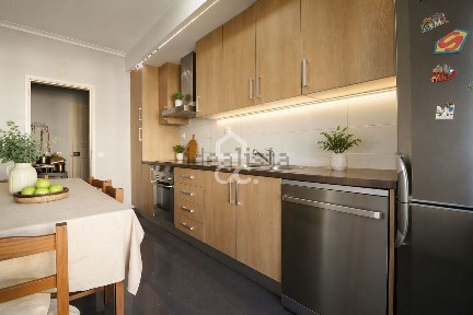 Apartamento T3 à venda na Rua da Vila, 31