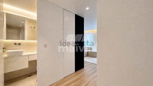 Arrendamento de apartamento T3 na Rua de Álvares Cabral, 145