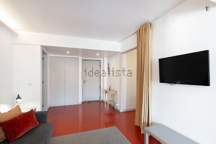 Arrendamento de apartamento T1 na Rua de Santa Catarina