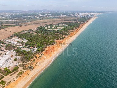 Apartamento T2 à venda na Rua dos Portugueses