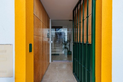 Apartamento T2 à venda na Rua Cândido dos Reis