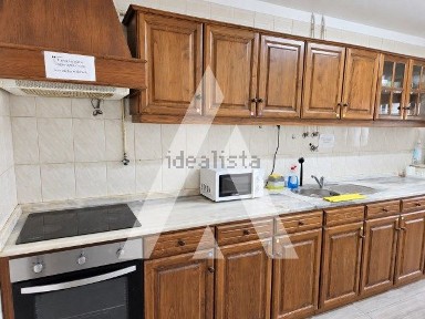 Apartamento T4 à venda na Rua Feliciano Ramos