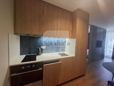 Arrendamento de apartamento T0 na Rua Avelino Patena