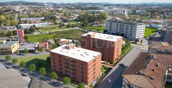 Apartamento T1 à venda na Rua Comendador Amadeu de Castro Pinheiro, 58