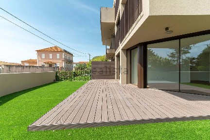 Apartamento T1 à venda na Rua do Eirado