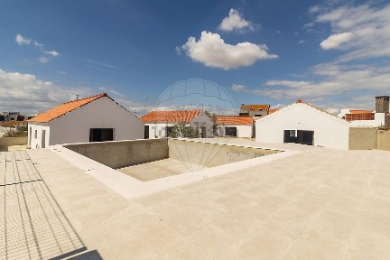 Quinta à venda em Sarilhos Grandes