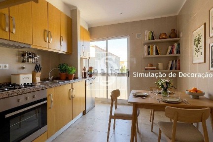 Apartamento T2 à venda na Rua Nova da Balsa Bloco 44-a