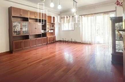 Apartamento T3 à venda na Rua Mestre António Nelas, 190