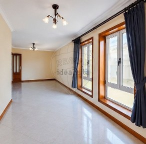 Apartamento T1 à venda na Santa Maria Maior