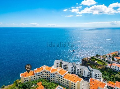 Apartamento T3 à venda na Estrada de Santa Clara, 10
