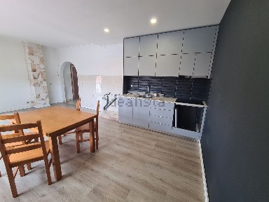 Arrendamento de apartamento T2 na Aroeira Norte