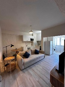 Arrendamento de apartamento T1 na Rua António Correia, 1