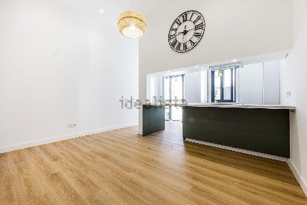 Arrendamento de apartamento T1 na Rua João de Deus, 31