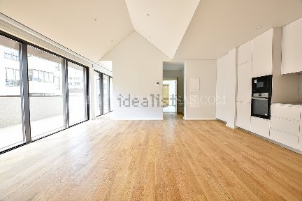 Arrendamento de apartamento T1 na Rua 12 s/n