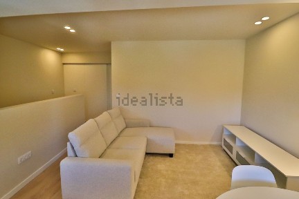 Arrendamento de apartamento T1 na Rua 25 de Abril, 21