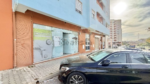 Espaço comercial à venda na Alameda Santa Marta do Pinhal, 4 a