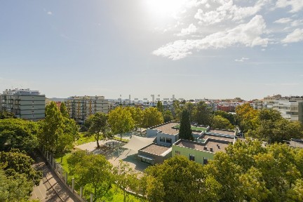 Apartamento T3 à venda na Rua Tristão Vaz, 33