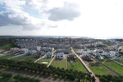 Venteira, Serra de Carnaxide, Urb. SKY CITY, Alameda dos Pinheiros, 84
