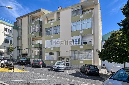Apartamento T2 à venda na Avenida Descobrimentos, 10