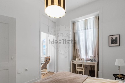 Apartamento T2 à venda na Travessa do Alcaide