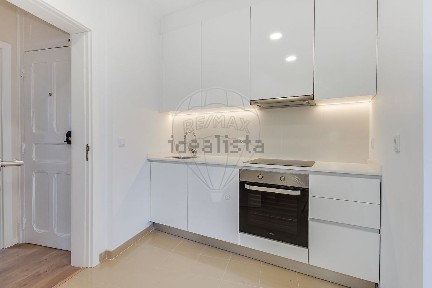 Apartamento T2 à venda na Rua Cidade de Rabat